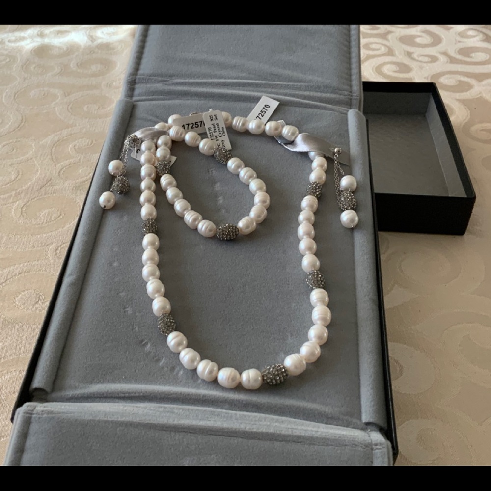 3 piece Real Pearl Crystal set
